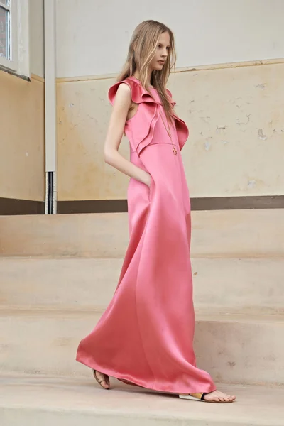 Look 24